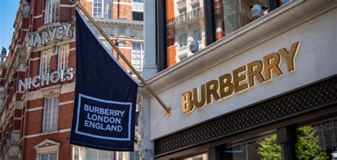 burberry marketing|burberry digital marketing strategy.